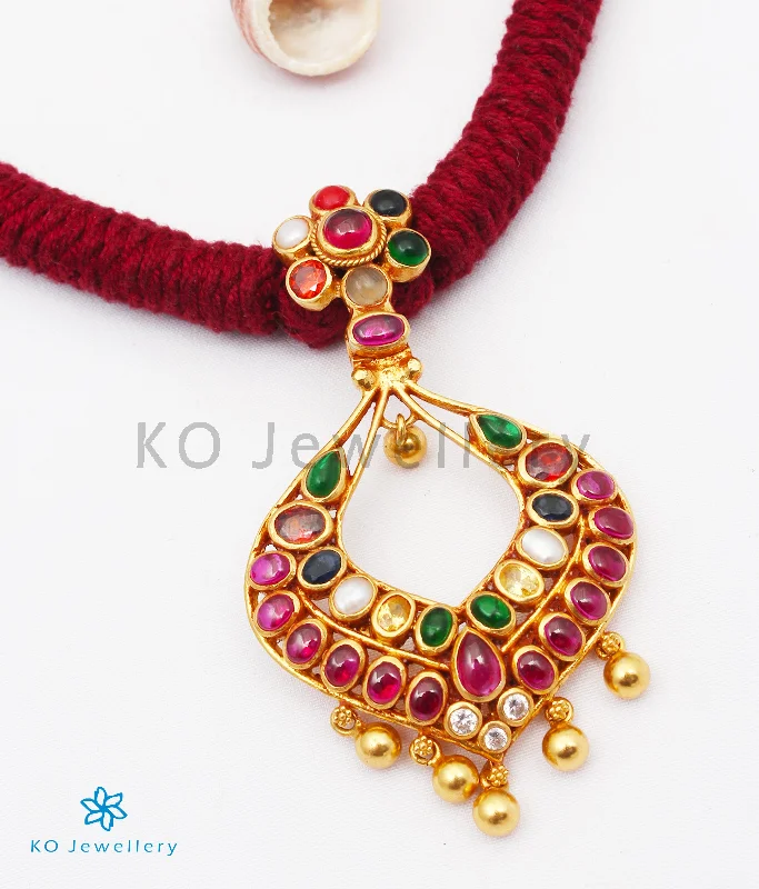 ladies necklaces everyday wear-The Sujati Silver Navratna Thread Necklace