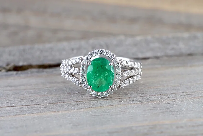 Ladies engagement rings river stone -18k White Gold Classic Natual Colombian Emerald Oval Diamond Halo Engagement Wedding Ring