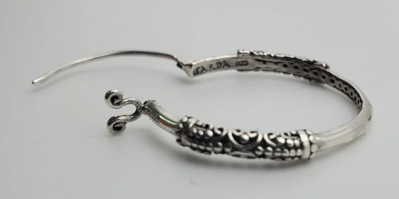 Ladies earrings mystic charm -Sarda - Vintage Sterling Silver Hoop Earrings