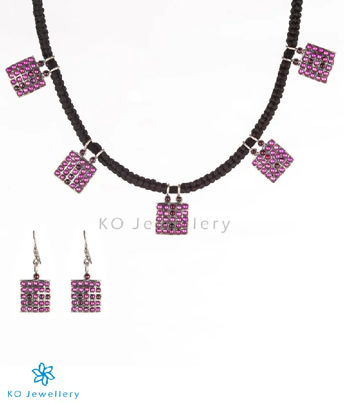 ladies necklaces anniversary-The Sutra Silver Antique Necklace Set