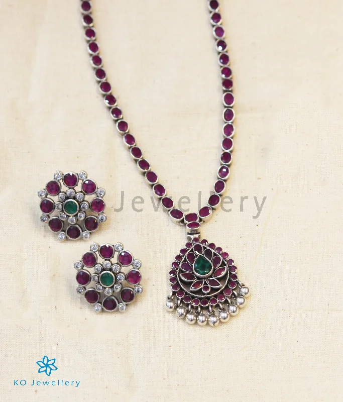 ladies necklaces ocean-The Vanya Silver Necklace (Oxidised/Red/Green)