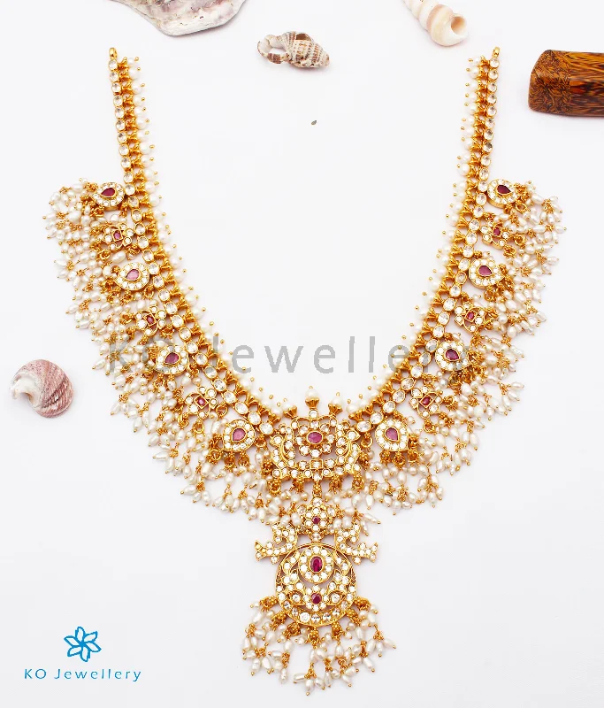 ladies necklaces elegant-The Vahini Silver Guttapusalu Necklace